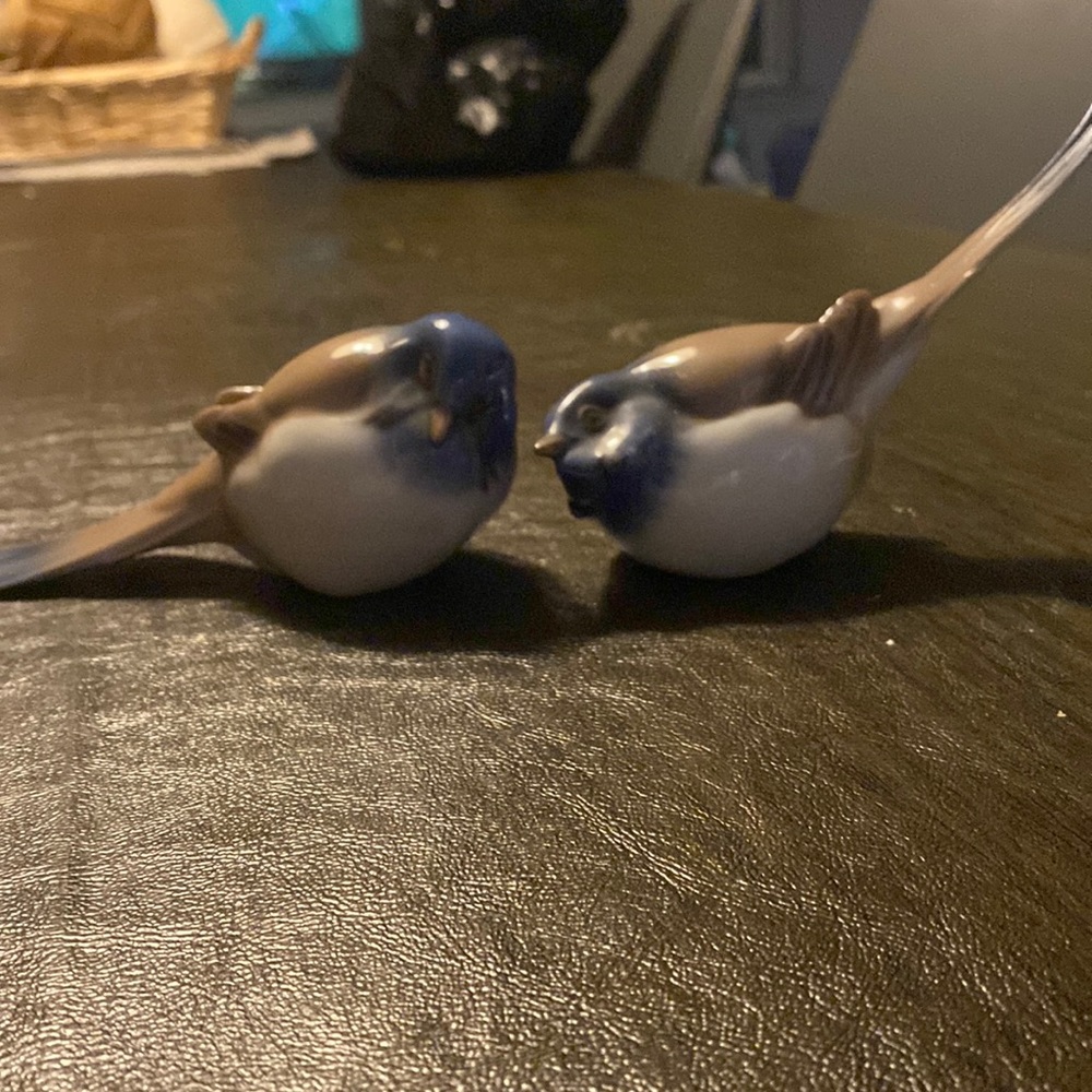 Vintage B&G porcelain Titmouse Bird Figurines 1635 & 1633